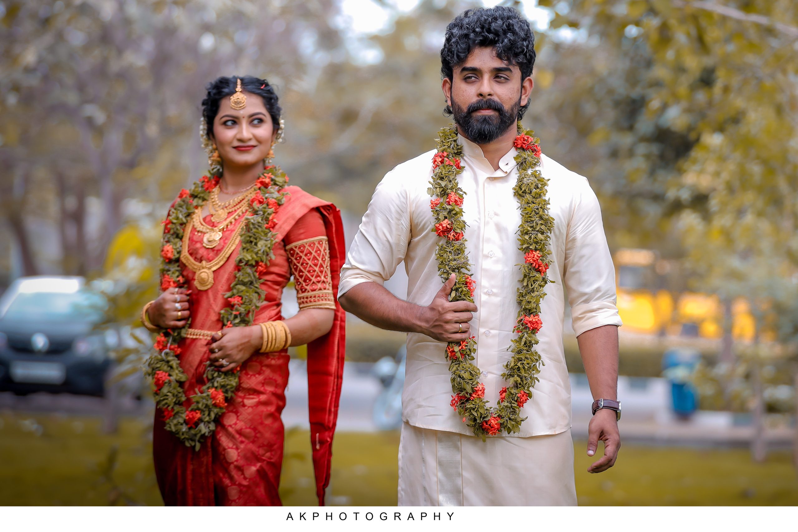 Traditional Tamil bride in rich silk saree during sacred Muhurtham in Coimbatore