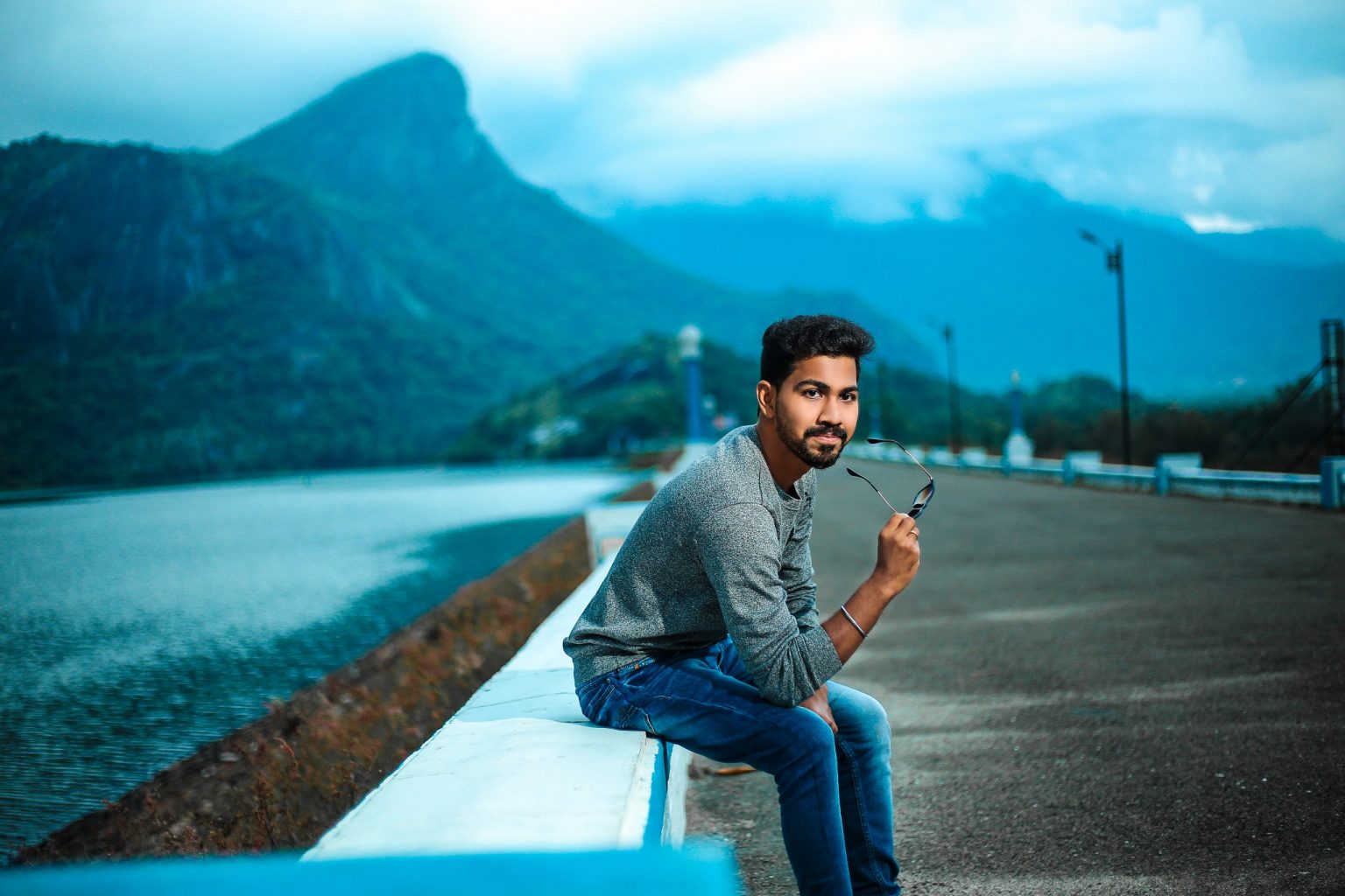 Vijay & Pritika Pre Wedding Photoshoot Pollachi
