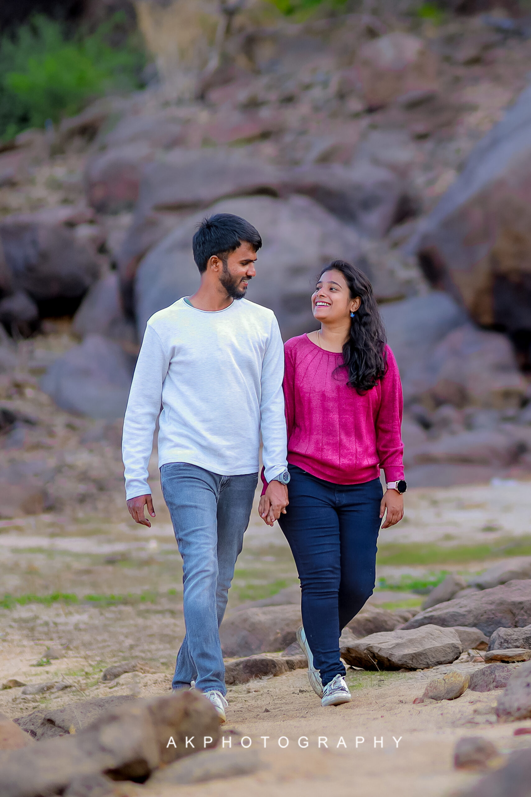Capturing Love: Hari and Ashwini's Magical Pre-Wedding Shoot in Valparai
