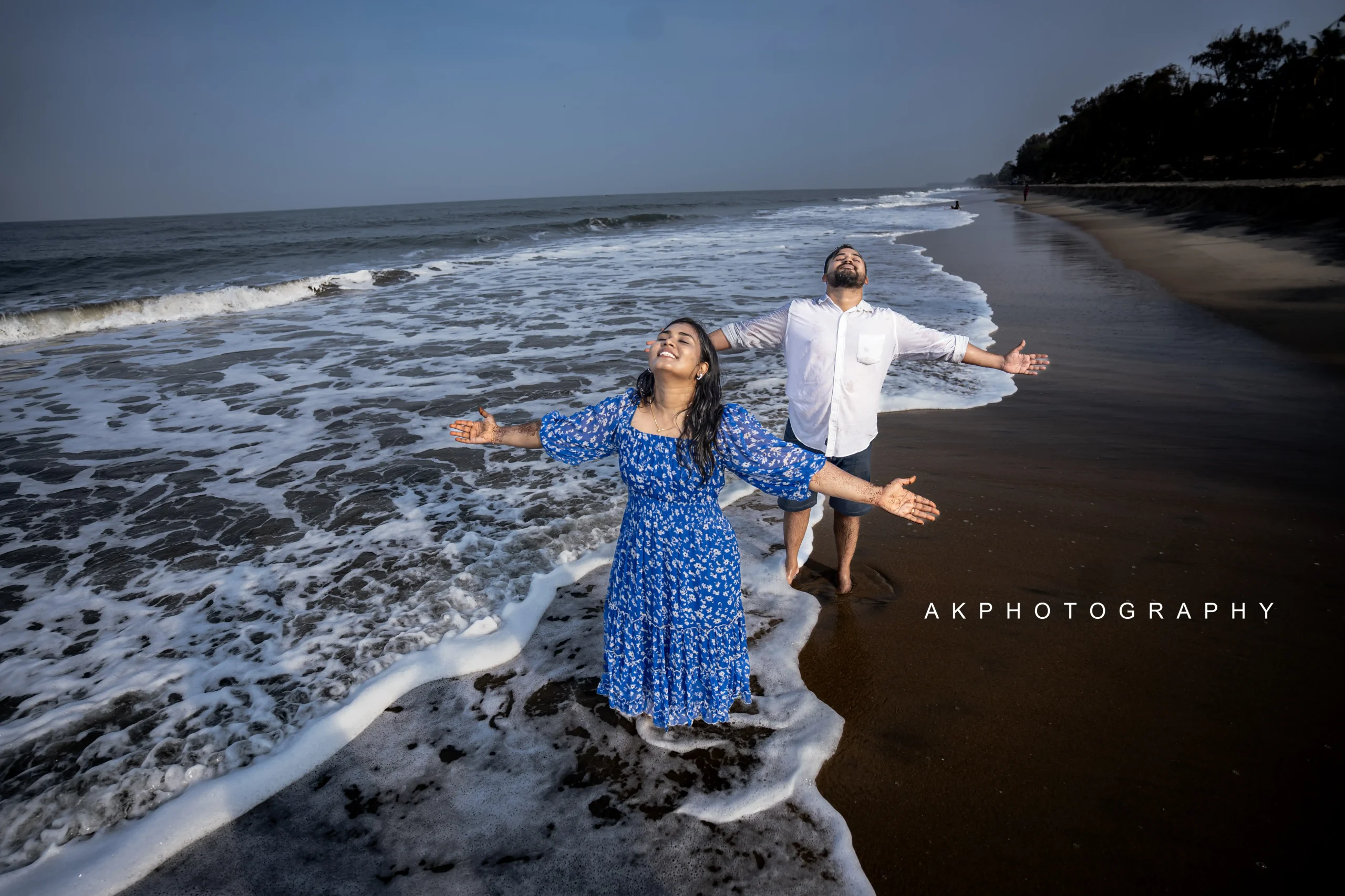 Pre-Wedding Photoshoot: Timeless Love Tale - Vishnu and Supriya in Cochin by AK Photography Coimbatore