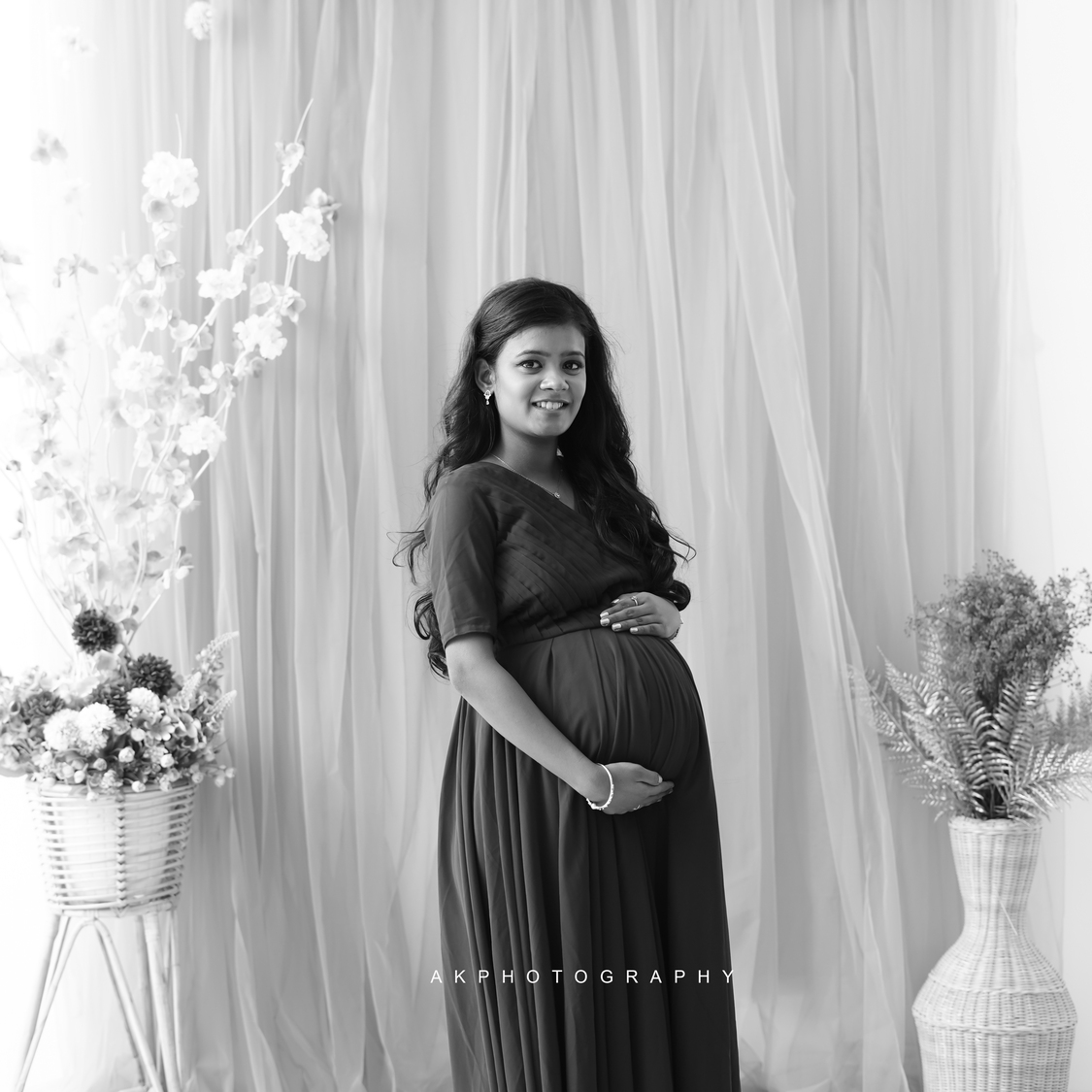 Sowndarya's Beautiful Maternity Shoot by AK Photography: A Celebration of Motherhood