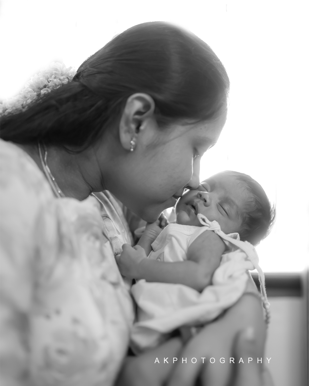 Newborn Photography Coimbatore: Capturing Precious First Moments with Your Baby