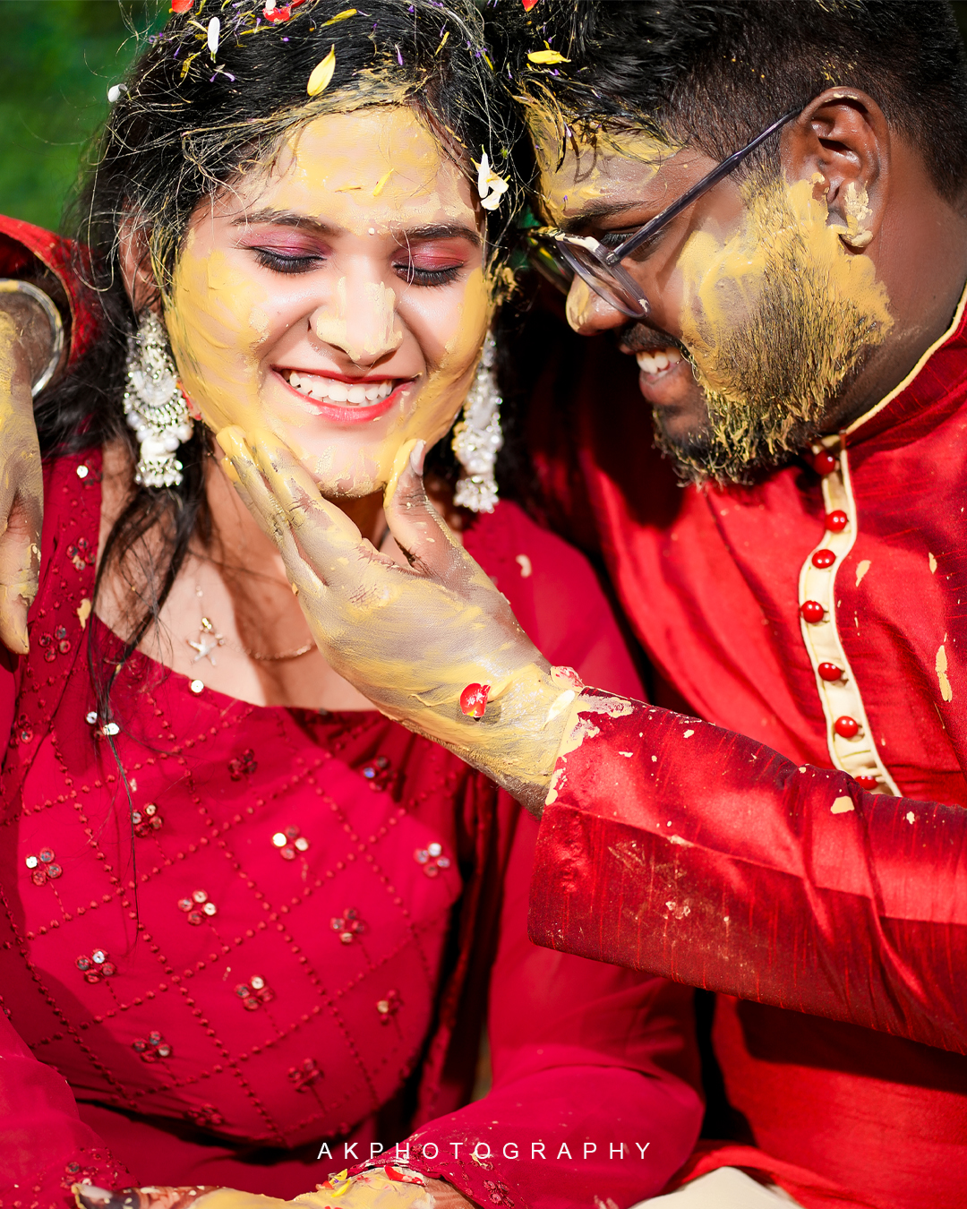 Wedding Photoshoot Perundurai – Santhosh & Sruthi’s Beautiful Wedding Moments by AK Photography