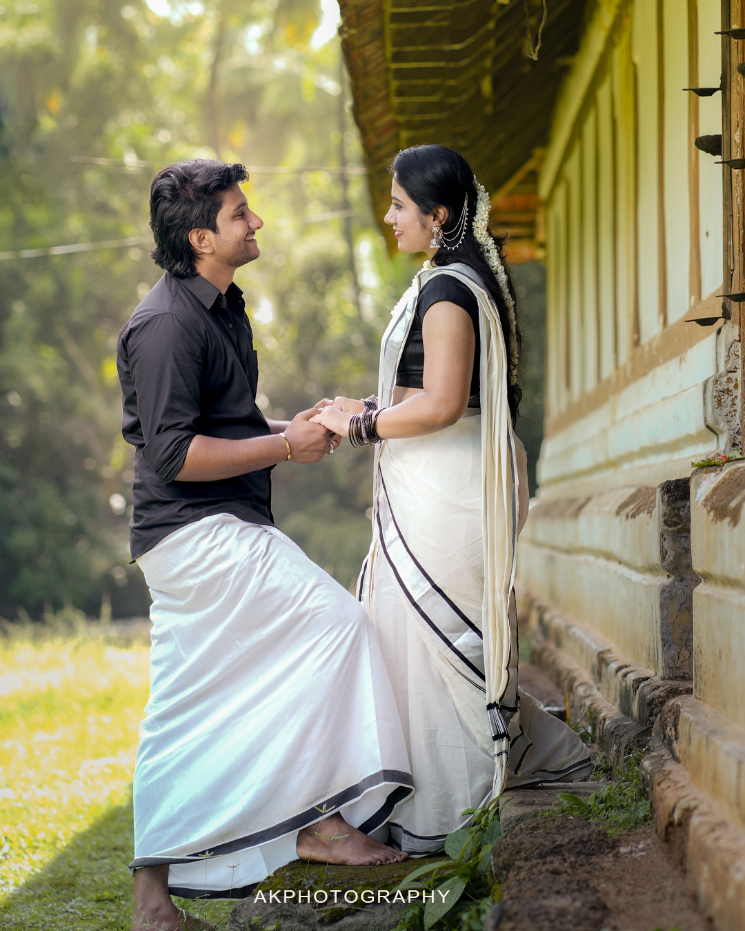 Pre Wedding Photoshoot Kerala | Sarath & Sowburnika’s Love Story